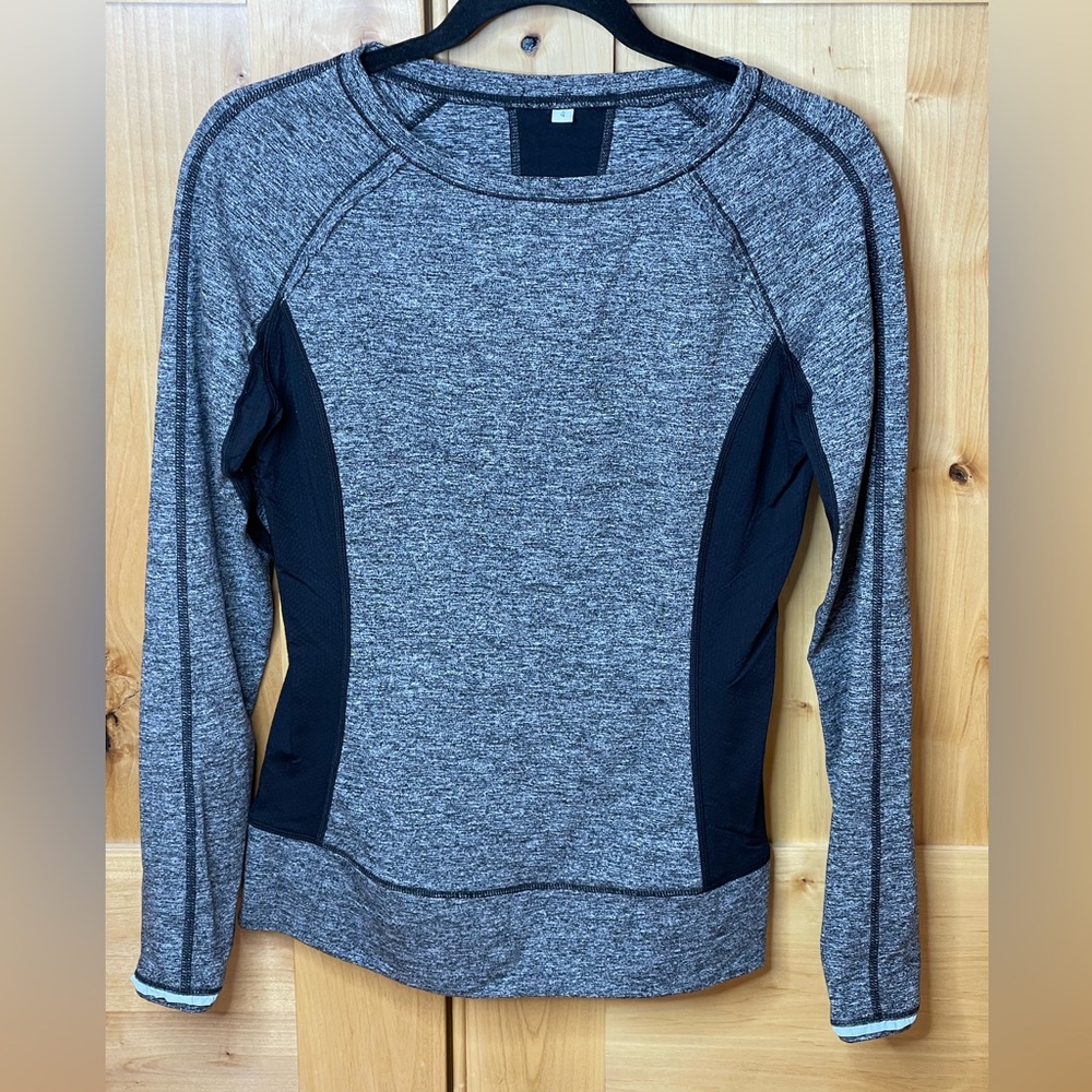 Lululemon Fitted workout top